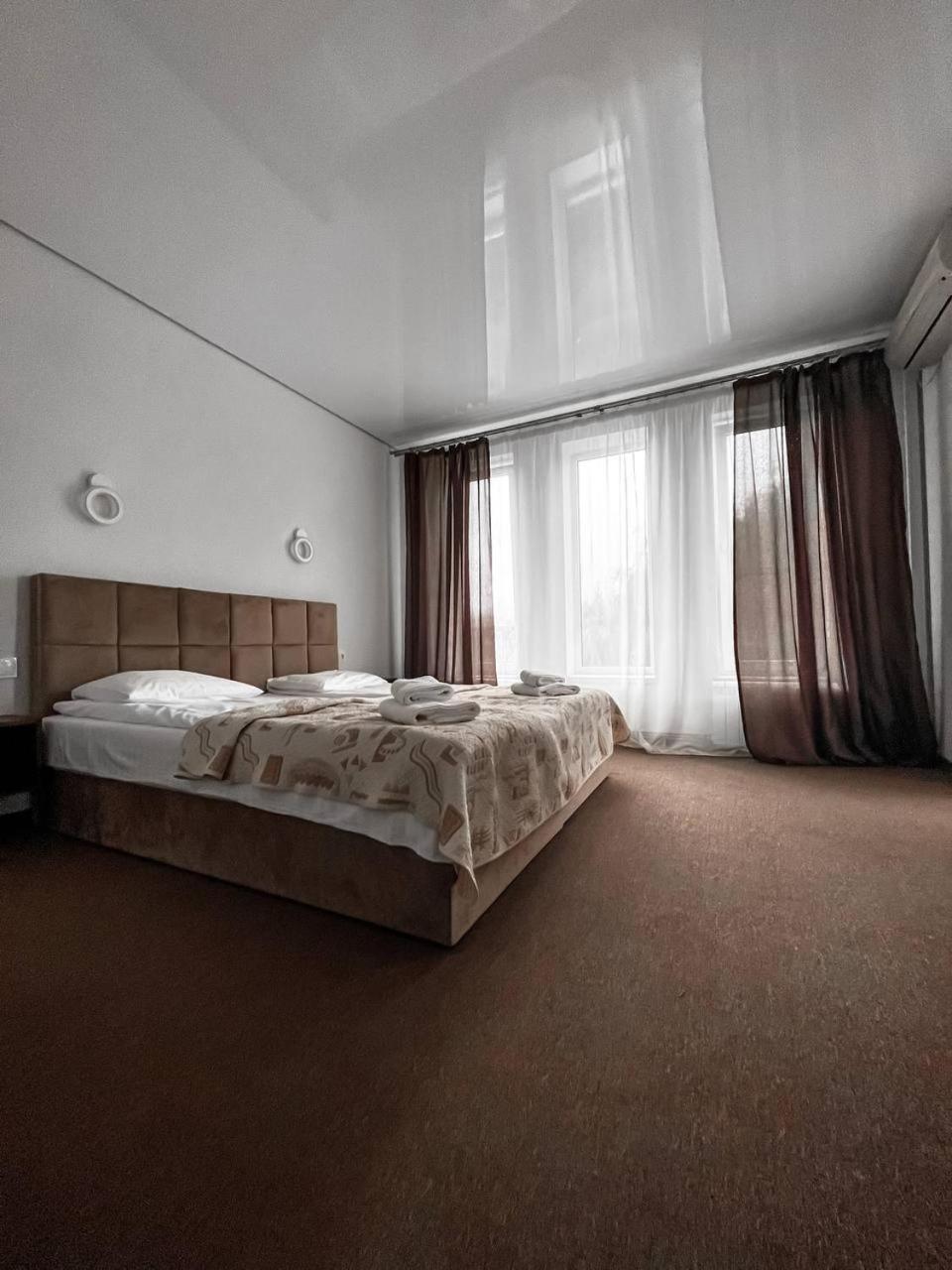 Hotel Continent 폴리아나 외부 사진
